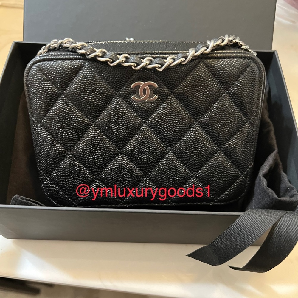 Chanel mini vanity case